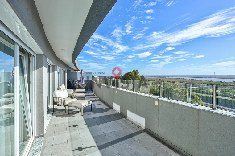 Apartamento T4 para Venda em Vila Franca de Xira Foto 38