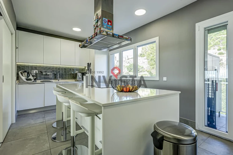 Apartamento T4 para Venda em Vila Franca de Xira Foto 12