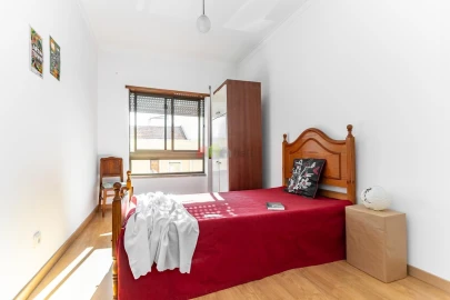 Apartamento T2 para Venda em Baixa da Banheira e Vale da Amoreira