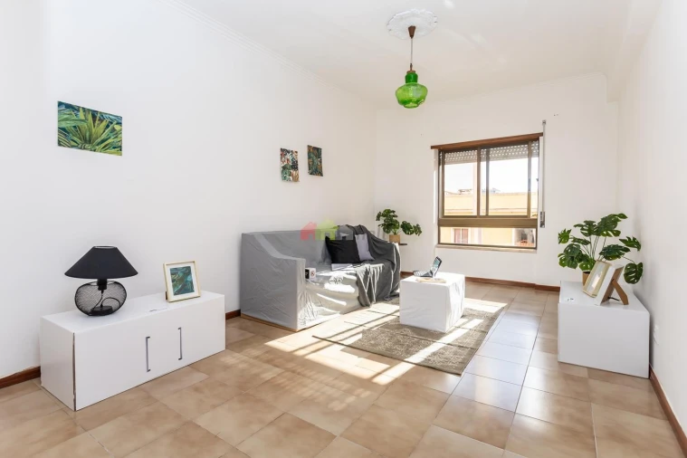 Apartamento T2 para Venda em Baixa da Banheira e Vale da Amoreira Foto 4