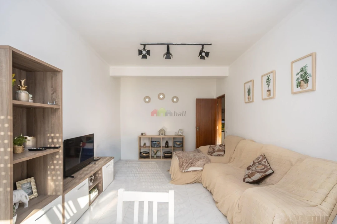 Apartamento T3 para Venda em Baixa da Banheira e Vale da Amoreira Foto 1