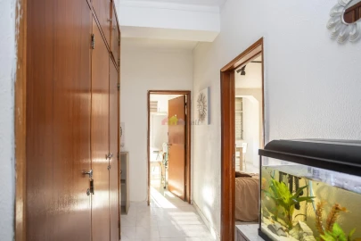 Apartamento T3 para Venda em Baixa da Banheira e Vale da Amoreira