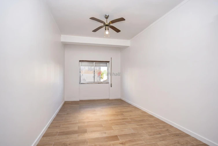 Apartamento T3 para Venda em Baixa da Banheira e Vale da Amoreira Foto 14