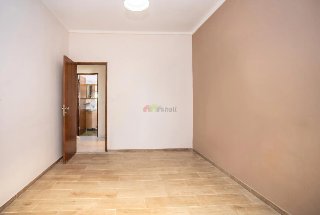 Apartamento T3 para Venda em Baixa da Banheira e Vale da Amoreira Foto 17