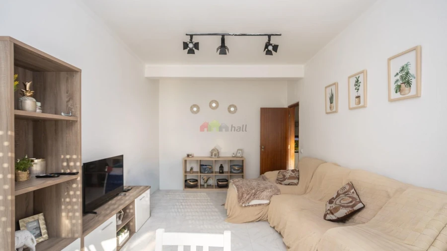 Apartamento T3 para Venda em Baixa da Banheira e Vale da Amoreira