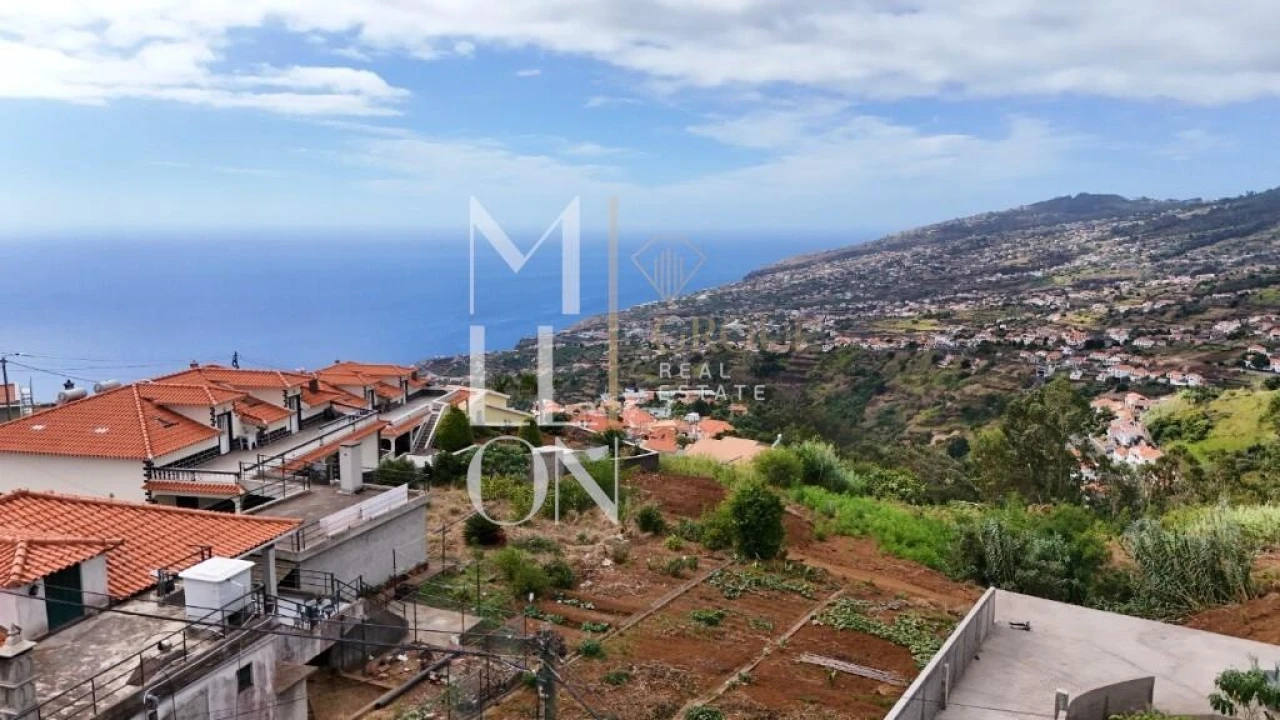 Moradia T3 para Venda em Arco da Calheta Foto 31