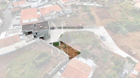 Moradia T3 para Venda em Arco da Calheta