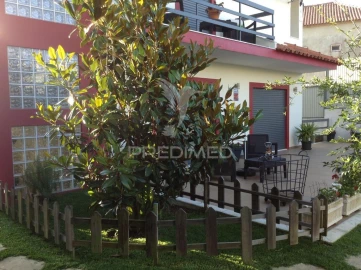 Moradia T3 para Venda em Queluz e Belas