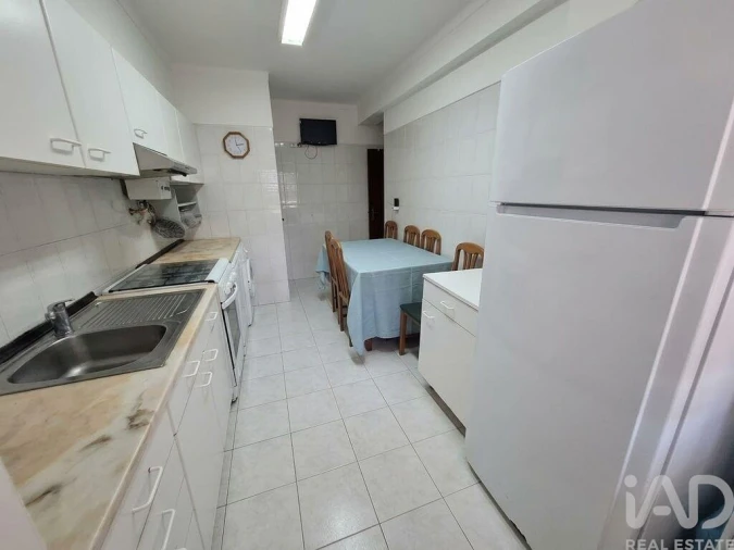 Apartamento T3 para Venda em Seixal, Arrentela e Aldeia de Paio Pires Foto 3