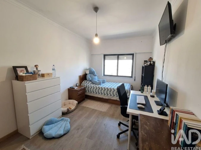 Apartamento T3 para Venda em Seixal, Arrentela e Aldeia de Paio Pires Foto 8