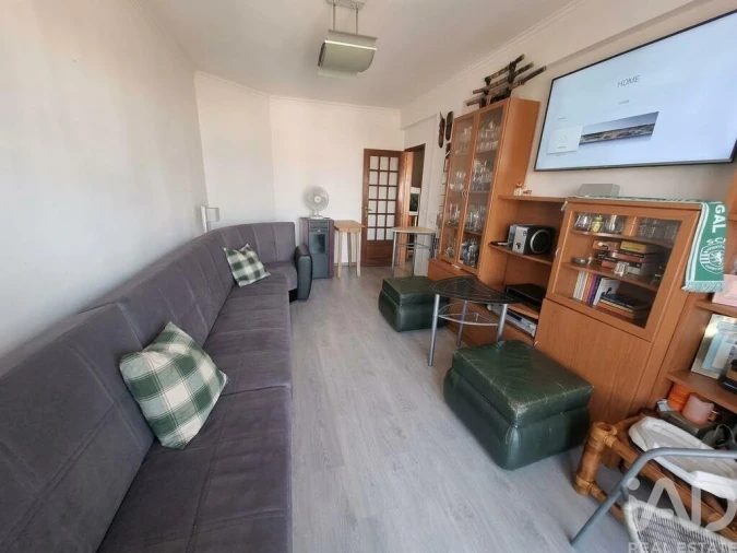 Apartamento T3 para Venda em Seixal, Arrentela e Aldeia de Paio Pires Foto 16