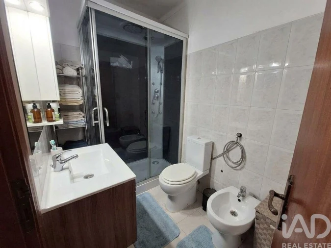 Apartamento T3 para Venda em Seixal, Arrentela e Aldeia de Paio Pires Foto 10