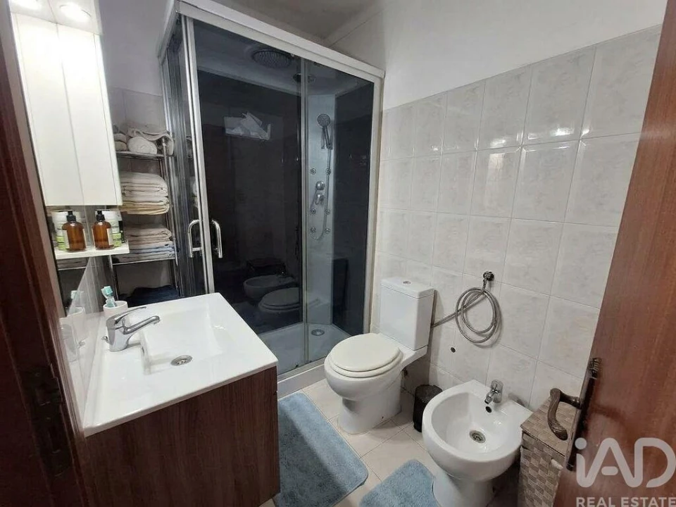 Apartamento T3 para Venda em Seixal, Arrentela e Aldeia de Paio Pires Foto 10