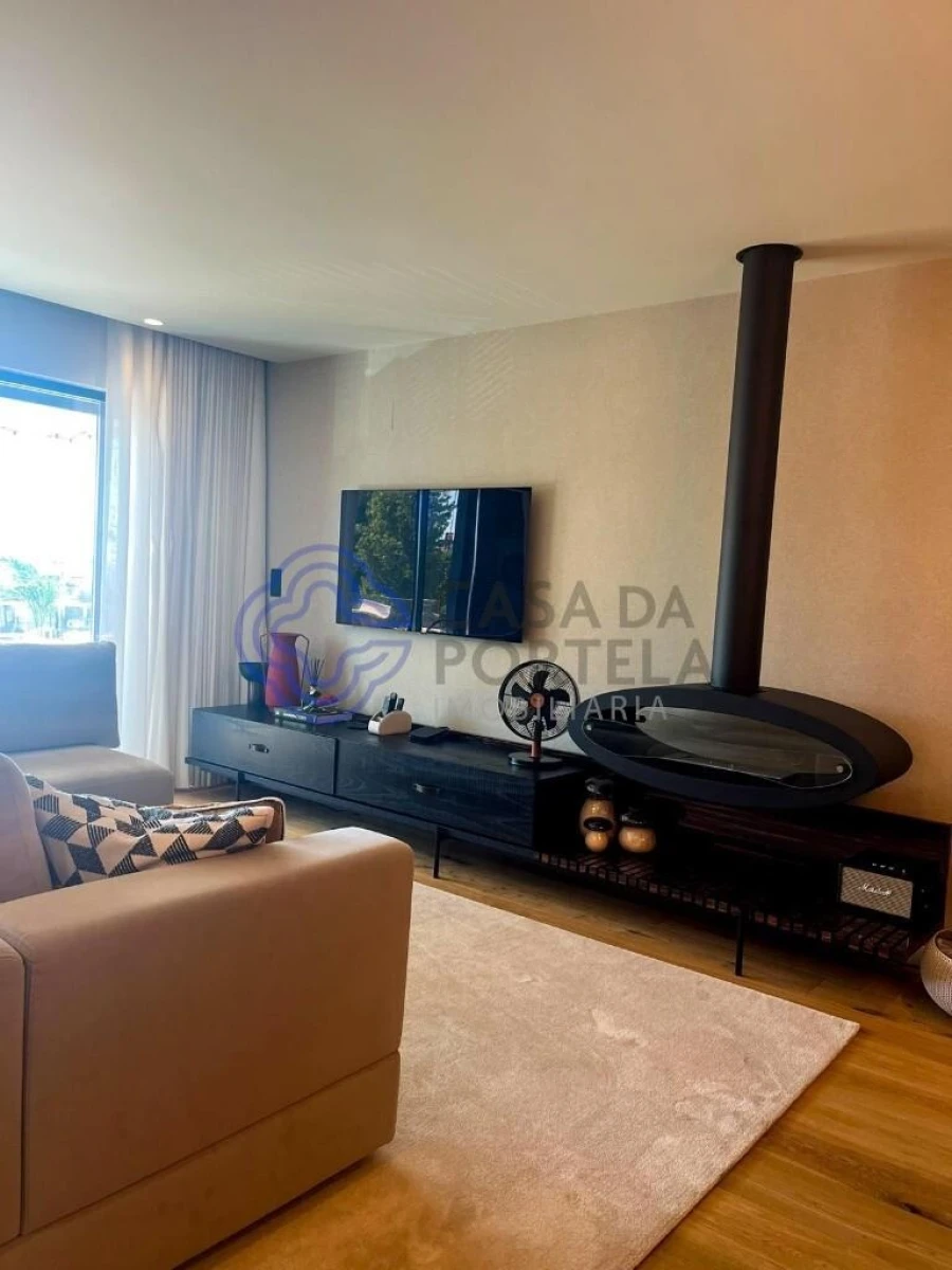 Apartamento T3 para Venda em Canidelo Foto 9