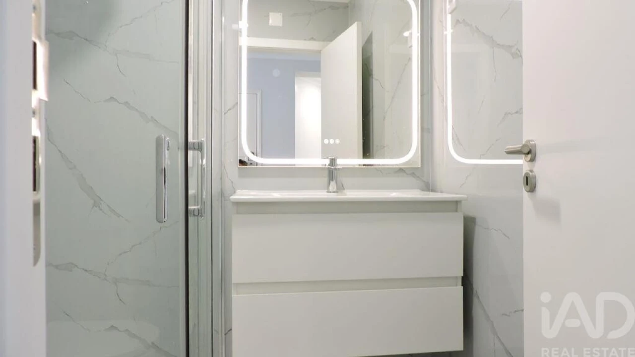 Apartamento T4 para Venda em Amora Foto 11