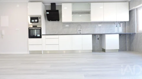 Apartamento T4 para Venda em Amora