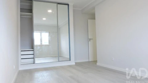 Apartamento T4 para Venda em Amora