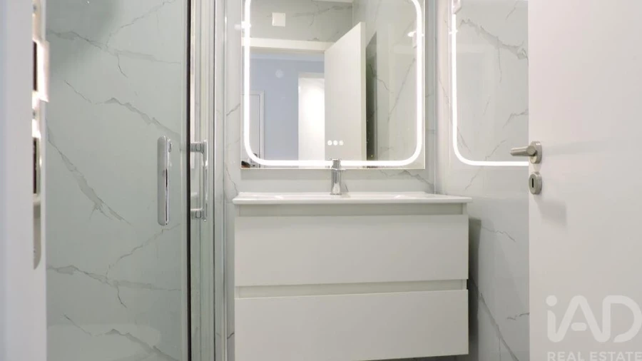 Apartamento T4 para Venda em Amora Foto 11