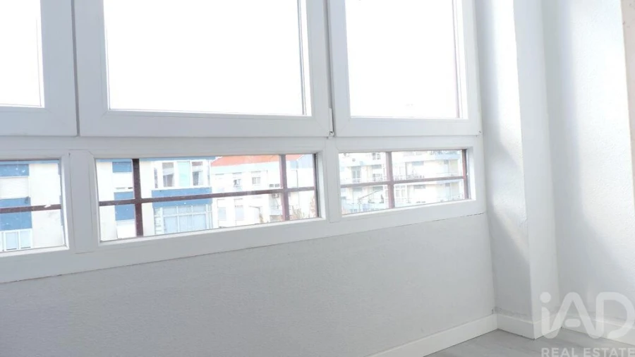 Apartamento T4 para Venda em Amora Foto 21