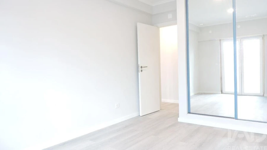 Apartamento T4 para Venda em Amora Foto 20