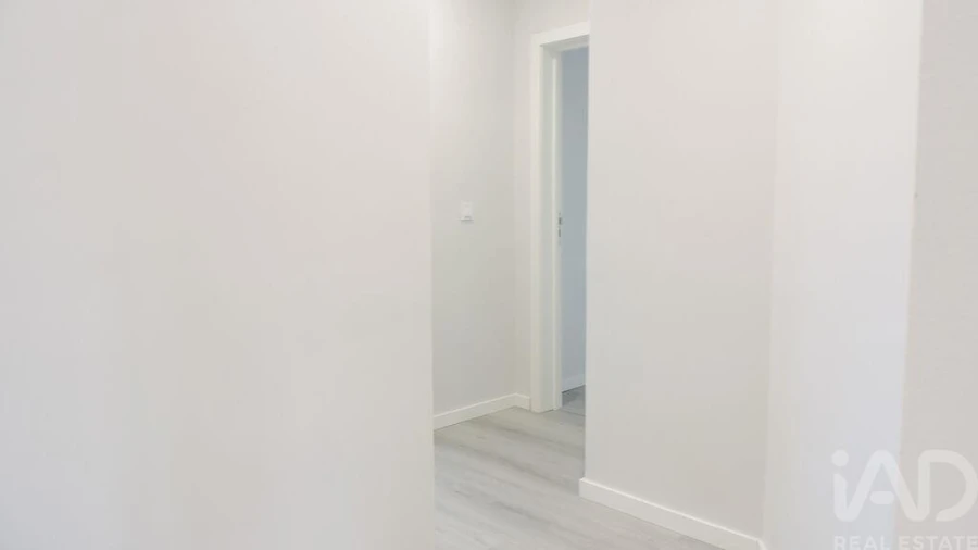 Apartamento T4 para Venda em Amora Foto 25