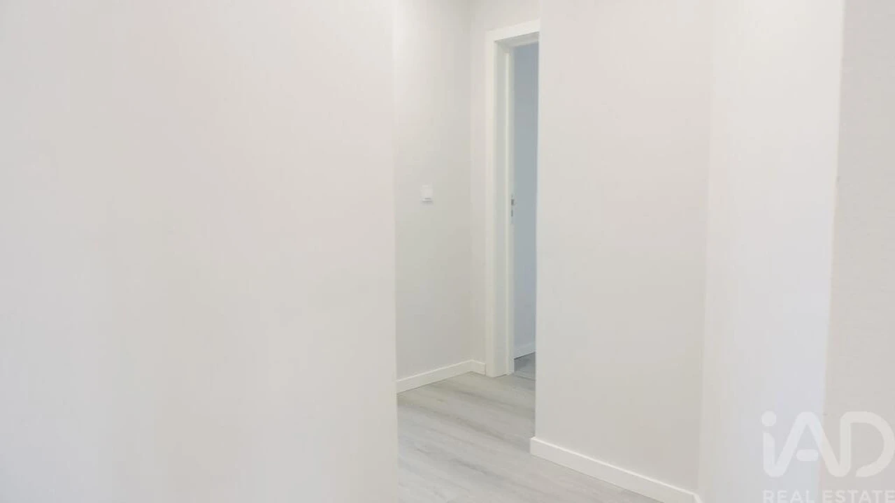 Apartamento T4 para Venda em Amora Foto 25