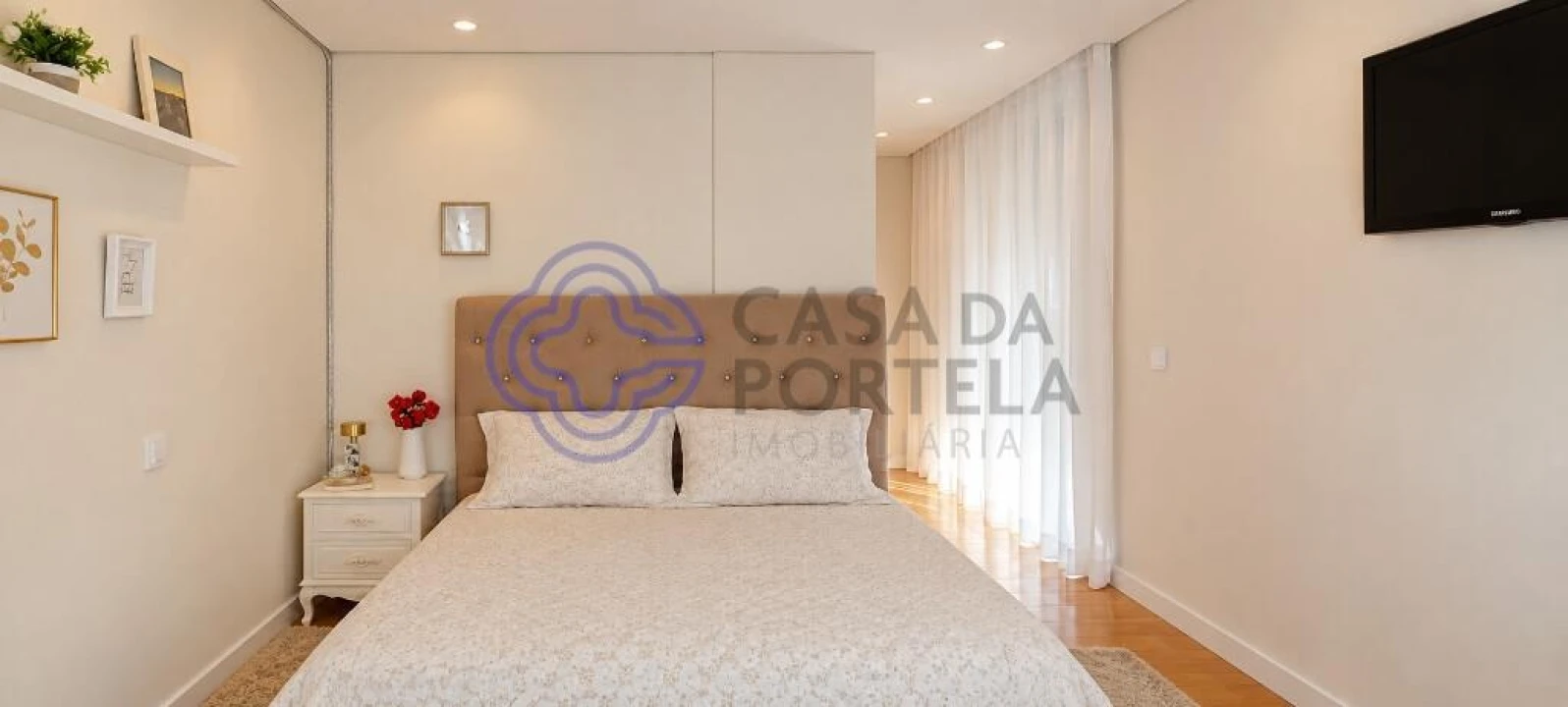 Moradia T4 para Venda em Vilar de Pinheiro Foto 28