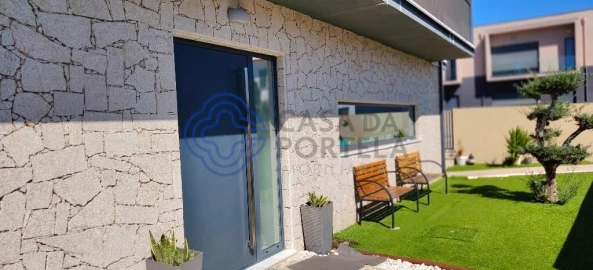 Moradia T4 para Venda em Vilar de Pinheiro