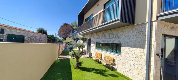 Moradia T4 para Venda em Vilar de Pinheiro
