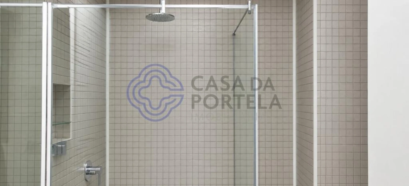 Moradia T4 para Venda em Vilar de Pinheiro Foto 19