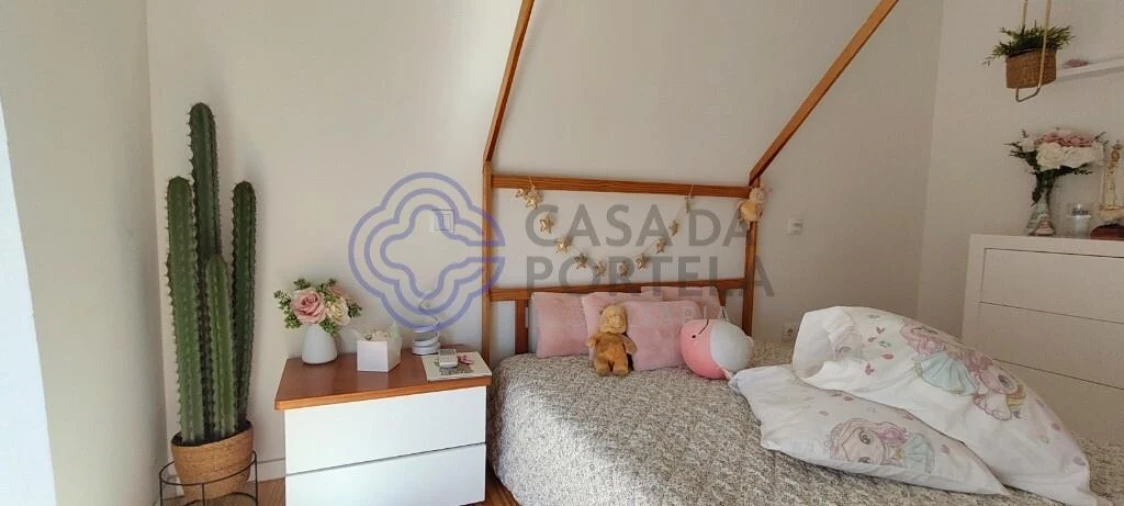 Moradia T4 para Venda em Vilar de Pinheiro Foto 17