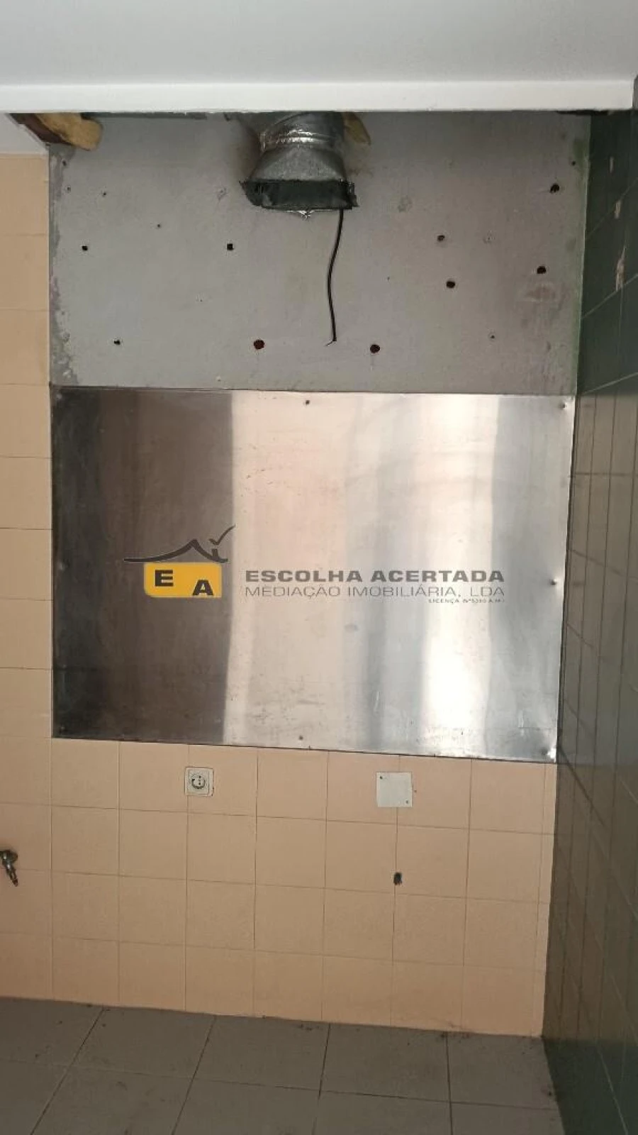 Loja para Venda em Cidade da Maia Foto 13