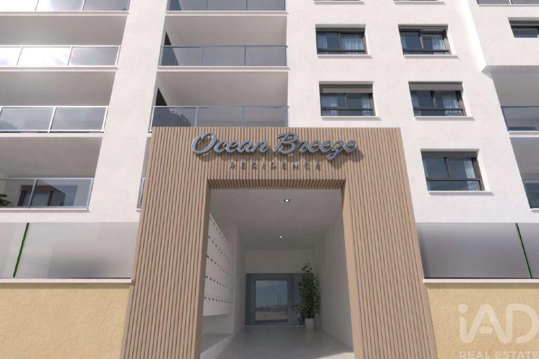 Apartamento T2 para Venda em Portimão Foto 2
