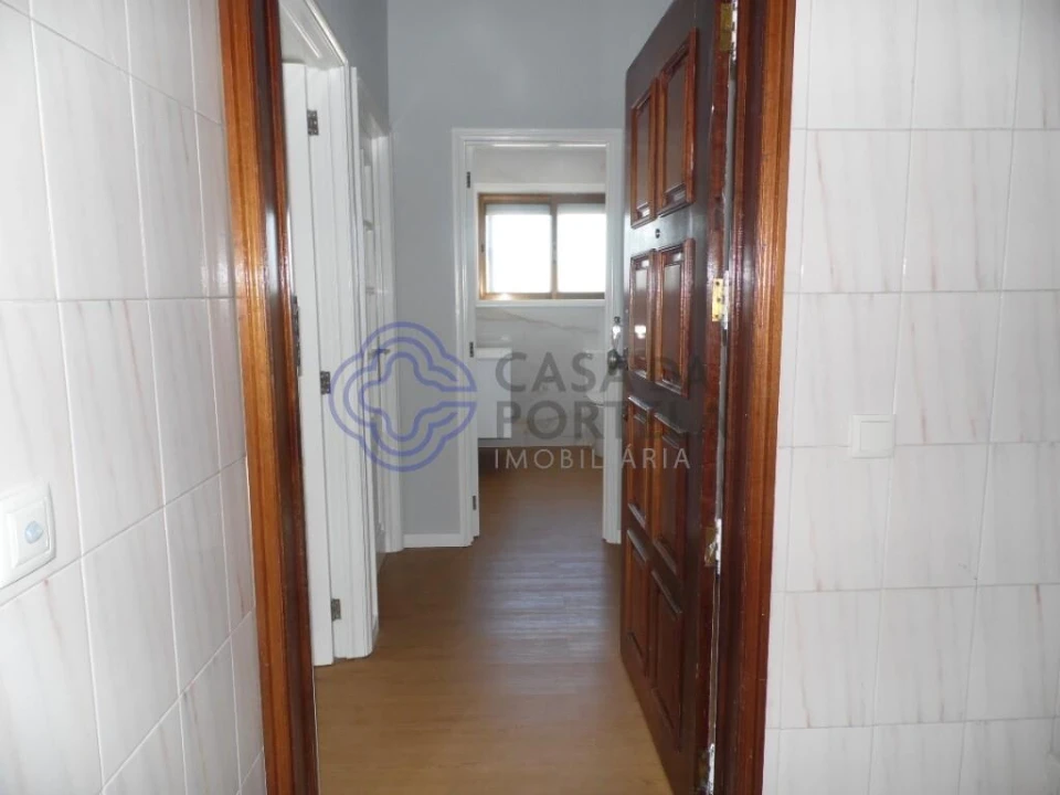 Apartamento T3 para Venda em Anta e Guetim Foto 4