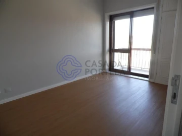 Apartamento T3 para Venda em Anta e Guetim