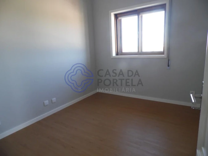 Apartamento T3 para Venda em Anta e Guetim Foto 19