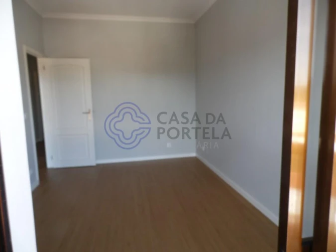 Apartamento T3 para Venda em Anta e Guetim Foto 23