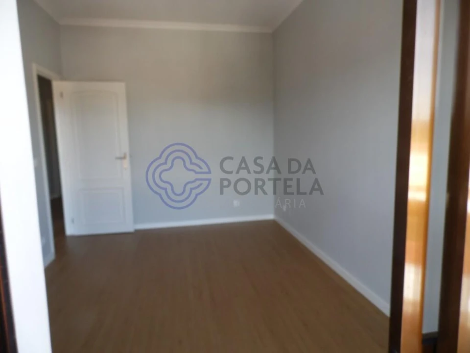 Apartamento T3 para Venda em Anta e Guetim Foto 23