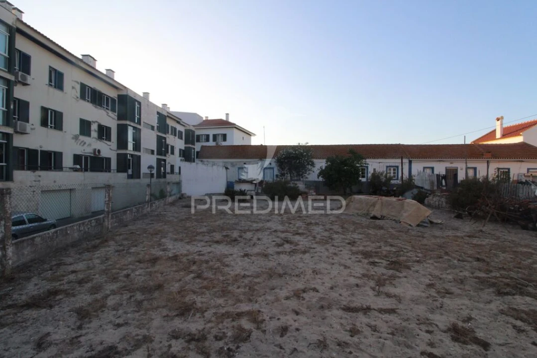 Moradia T2 para Venda em Alcochete Foto 6