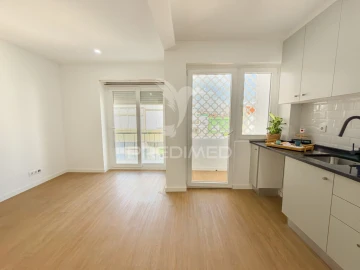 Apartamento T2 para Venda em Almada, Cova da Piedade, Pragal e Cacilhas