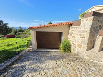 Moradia T3 para Venda em Loivo