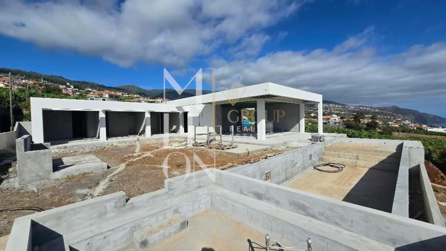 Moradia T3 para Venda em Estreito da Calheta Foto 25