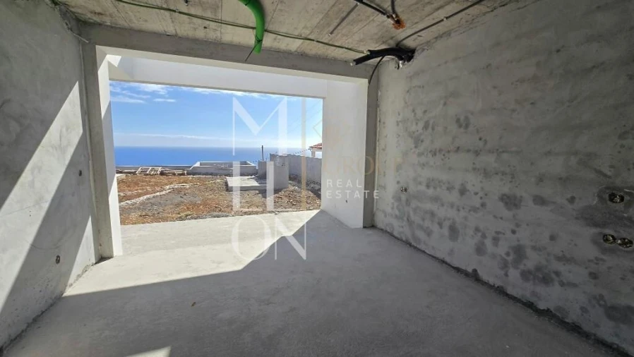Moradia T3 para Venda em Estreito da Calheta Foto 21