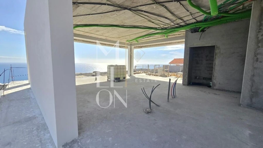 Moradia T3 para Venda em Estreito da Calheta Foto 10