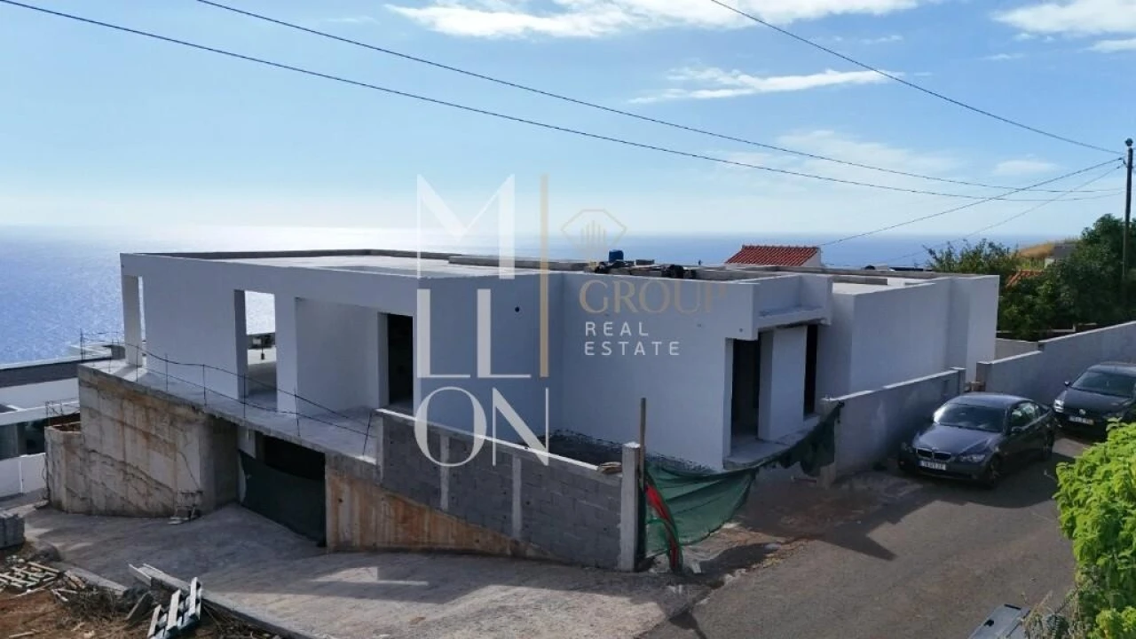 Moradia T3 para Venda em Estreito da Calheta Foto 7