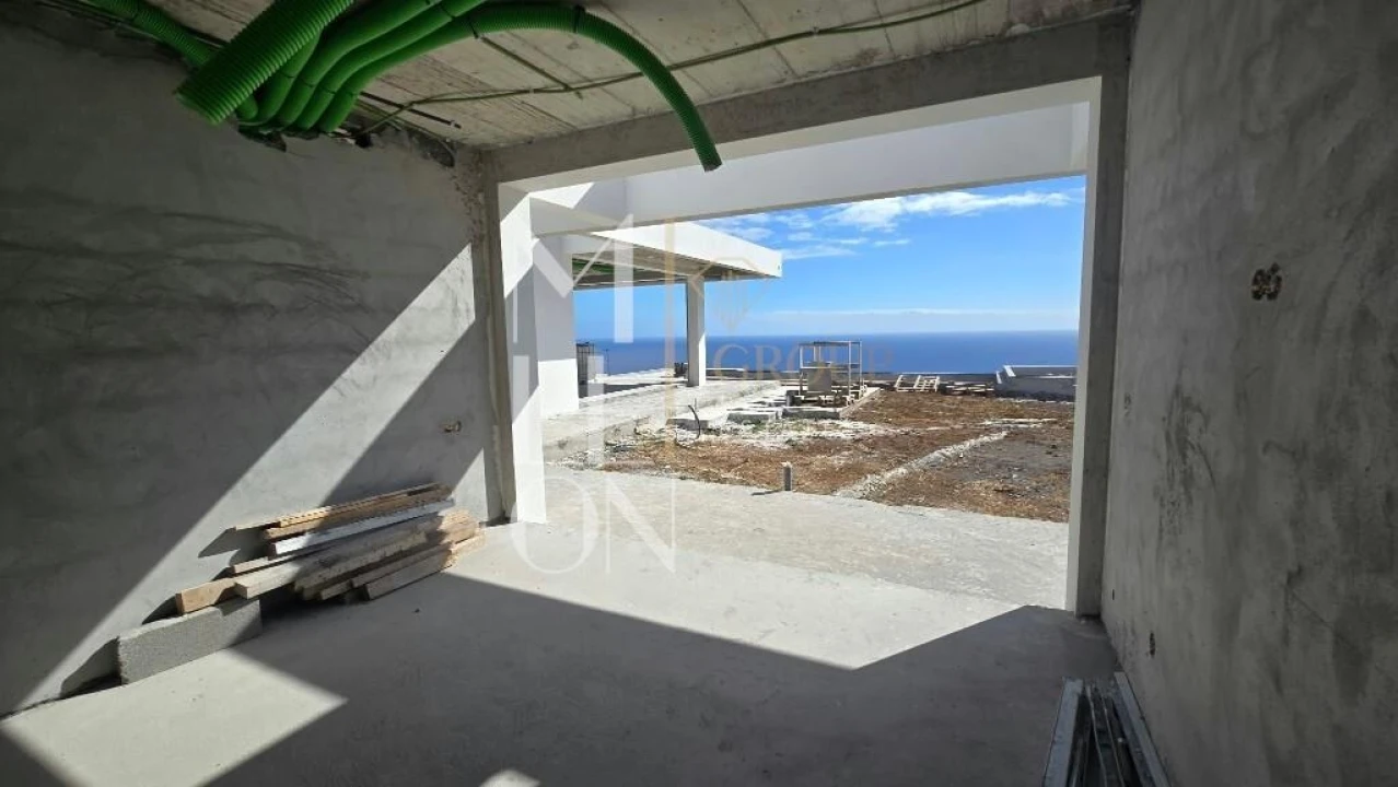 Moradia T3 para Venda em Estreito da Calheta Foto 17