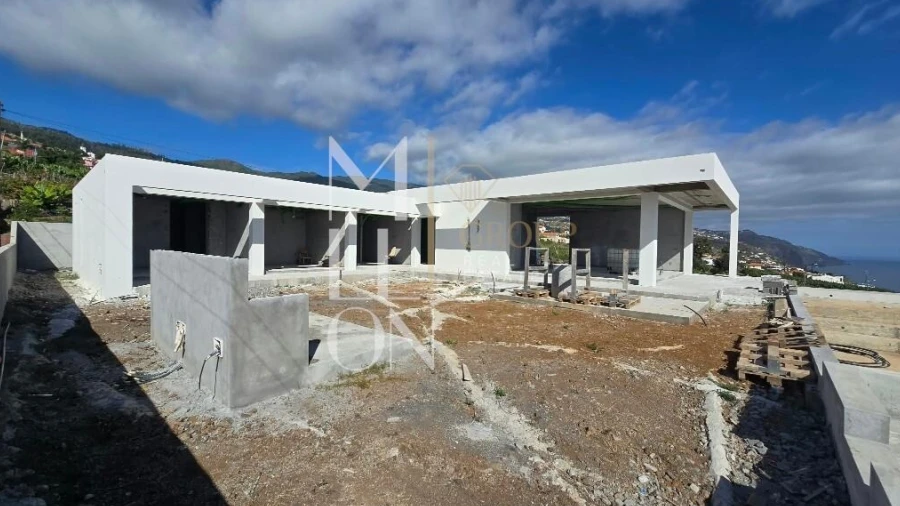 Moradia T3 para Venda em Estreito da Calheta