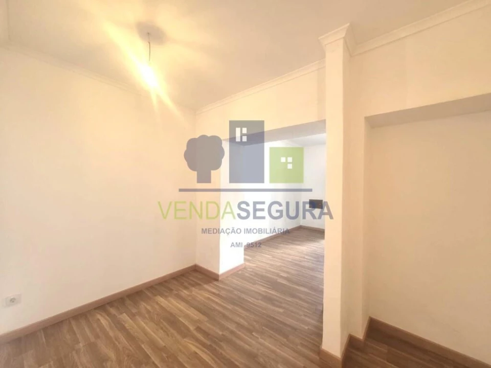 Moradia T1 para Venda em Safara e Santo Aleixo da Restauração Foto 9