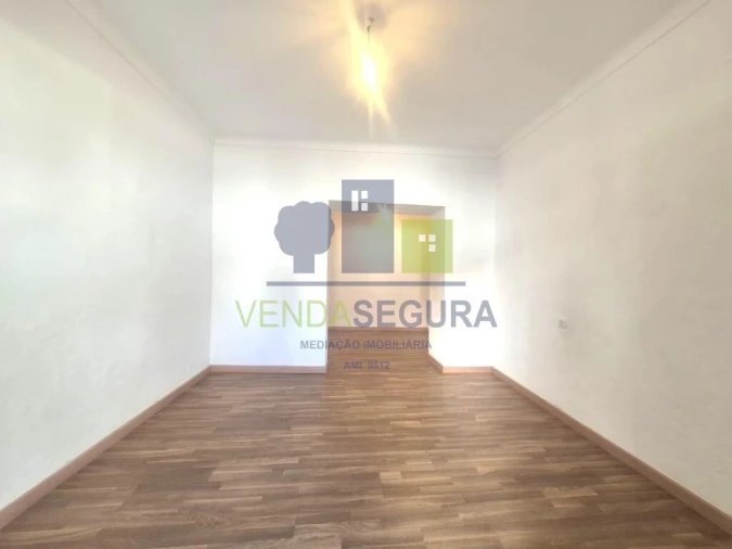 Moradia T1 para Venda em Safara e Santo Aleixo da Restauração Foto 2