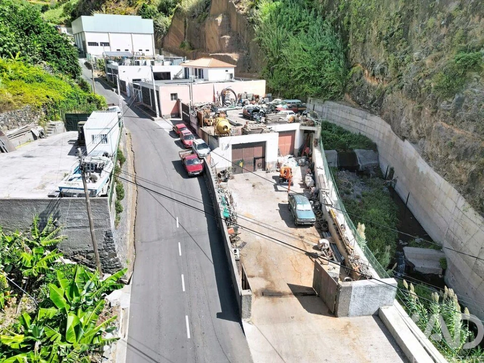 Armazém para Venda em Tabua Foto 4